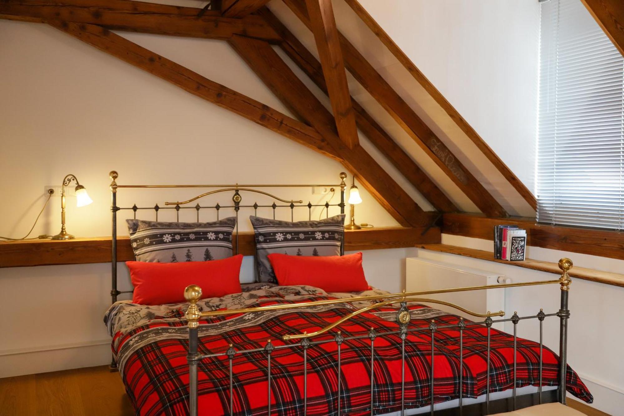 Boutique-Hotel Im Sternenhof Grosskarlbach Rum bild